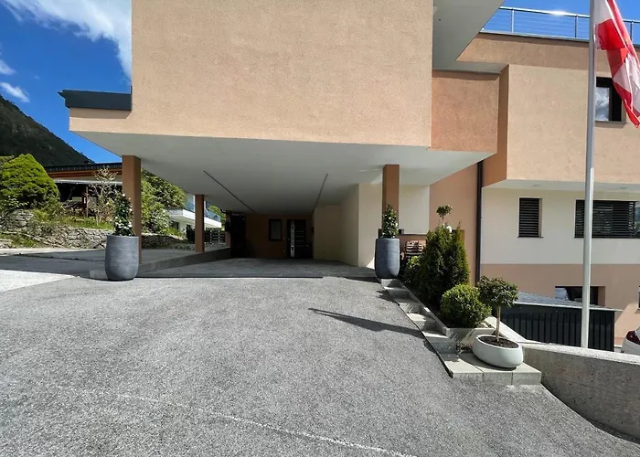 Apartment Mountain *